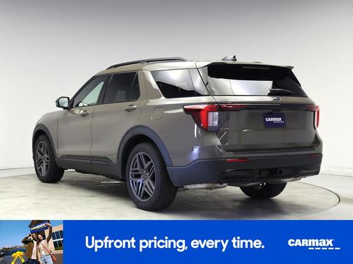 Gray 2026 Ford Explorer ST-Line