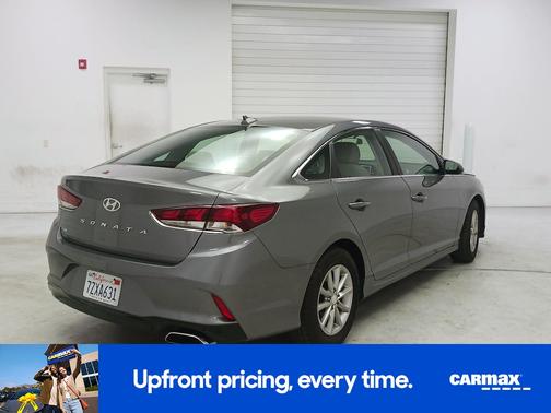 Gray 2018 Hyundai SONATA SE