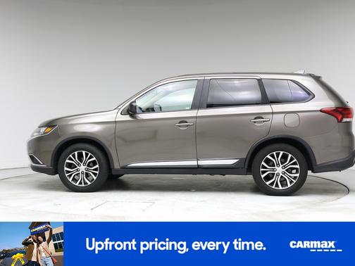 2017 Mitsubishi Outlander ES