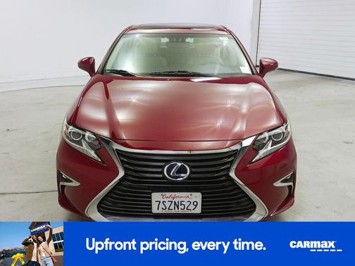 2016 Lexus ES 300h 