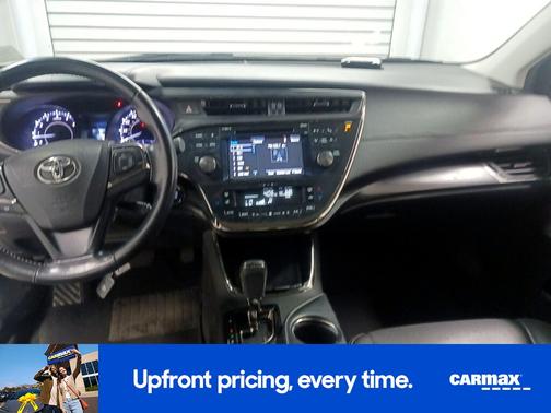 White 2016 Toyota Avalon XLE