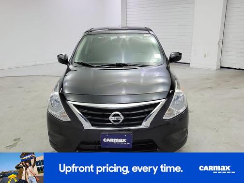2015 Nissan Versa SV