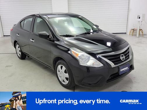 2015 Nissan Versa SV