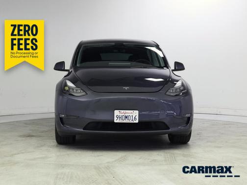 Gray 2023 Tesla Model Y Long Range