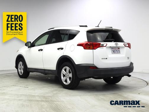 White 2014 Toyota RAV4 XLE