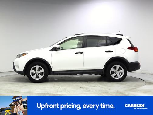 White 2014 Toyota RAV4 XLE