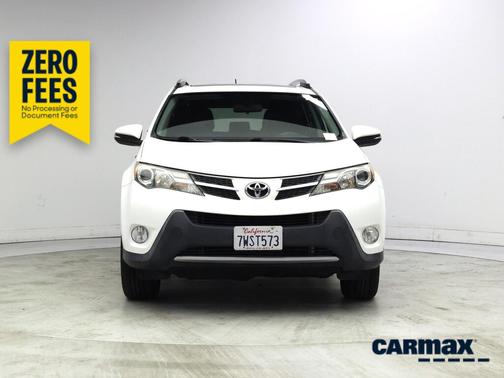 White 2014 Toyota RAV4 XLE