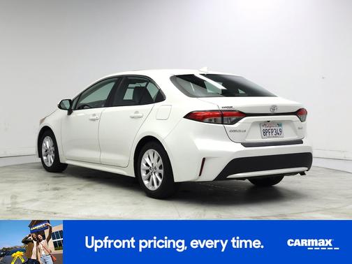 White 2020 Toyota Corolla XLE