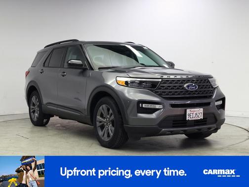 Gray 2022 Ford Explorer XLT