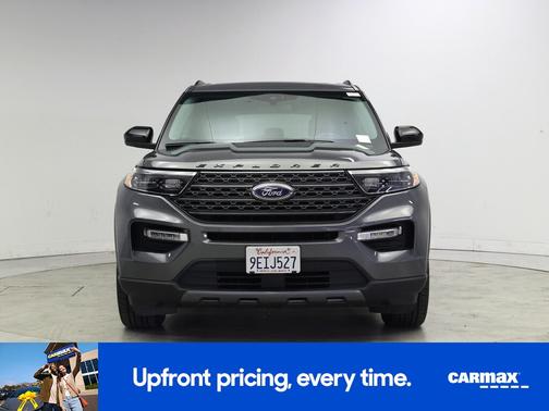 Gray 2022 Ford Explorer XLT