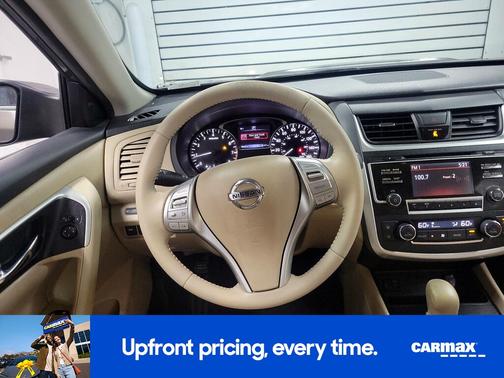 2017 Nissan Altima SV