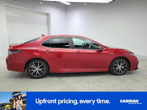 2021 Toyota Camry Hybrid SE