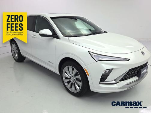 White 2025 Buick Envista Avenir