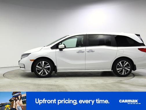 White 2024 Honda Odyssey Touring
