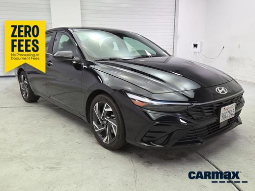 Black 2024 Hyundai ELANTRA SEL