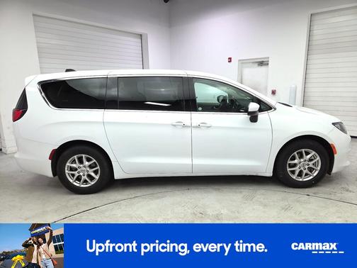 White 2023 Chrysler Voyager LX