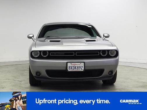 2016 Dodge Challenger SXT Plus