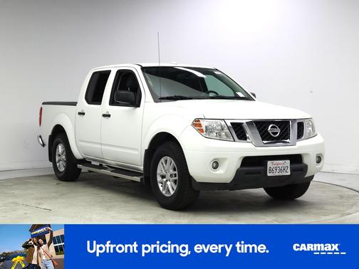 White 2017 Nissan Frontier SV