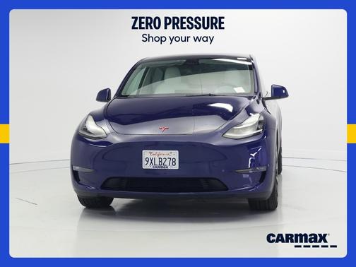 Blue 2022 Tesla Model Y Long Range