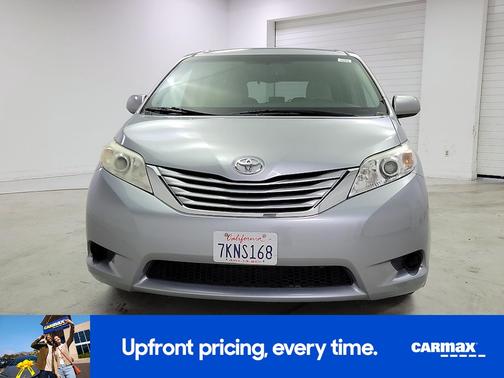 2015 Toyota Sienna LE