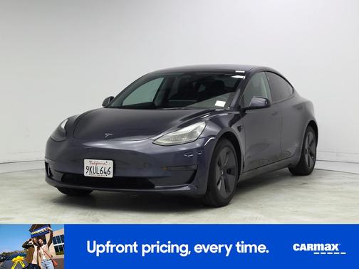 Gray 2023 Tesla Model 3 Long Range