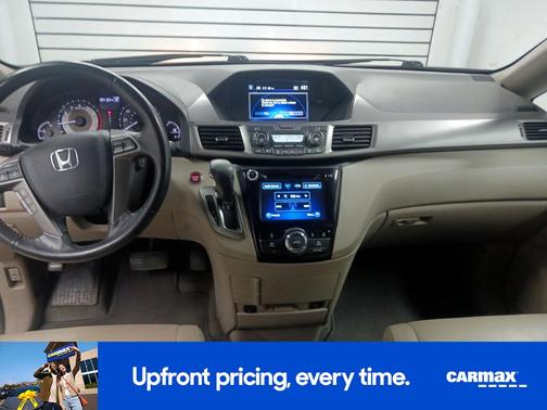 White 2016 Honda Odyssey EX-L