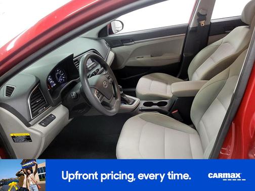 Red 2017 Hyundai ELANTRA SE