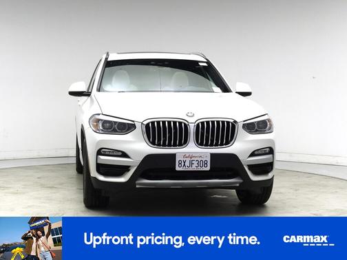 White 2018 BMW X3 XDrive30i