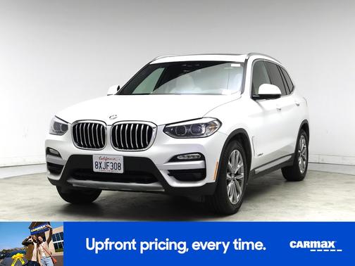White 2018 BMW X3 XDrive30i
