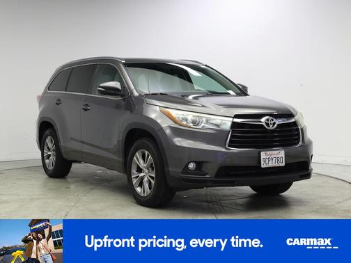 Gray 2015 Toyota Highlander XLE