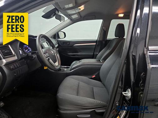 Black 2019 Toyota Highlander LE