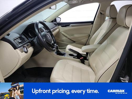 2016 Volkswagen Passat SE