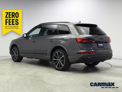 Gray 2022 Audi Q7 Premium Plus