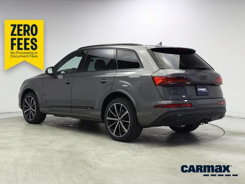 Gray 2022 Audi Q7 Premium Plus