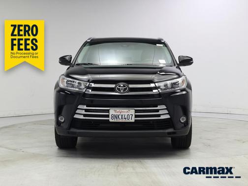 Black 2019 Toyota Highlander Limited