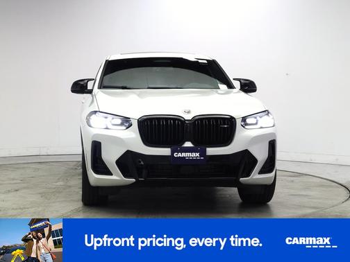 White 2023 BMW X4 M40I