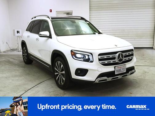 White 2022 Mercedes-Benz GLB 250