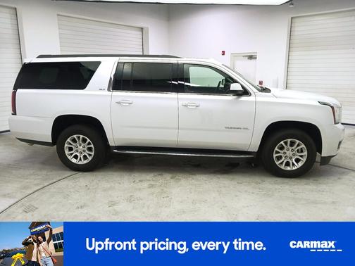 White 2017 GMC Yukon XL SLT