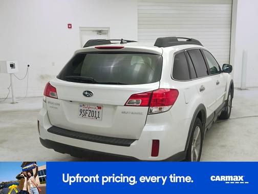 White 2014 Subaru Outback 2.5I Limited