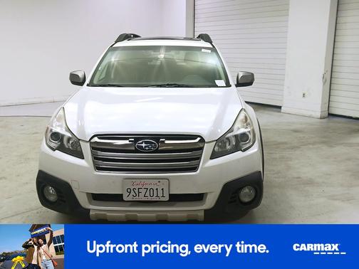 White 2014 Subaru Outback 2.5I Limited