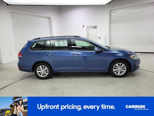 2019 Volkswagen Golf S