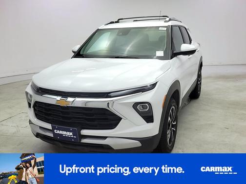 White 2024 Chevrolet Trailblazer LT