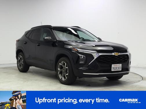 Black 2024 Chevrolet Trax LT
