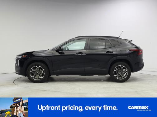 Black 2024 Chevrolet Trax LT