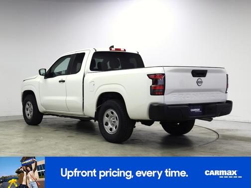 White 2023 Nissan Frontier S