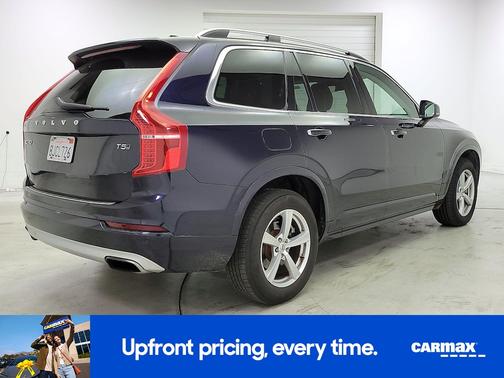 2016 Volvo XC90 T5 Momentum