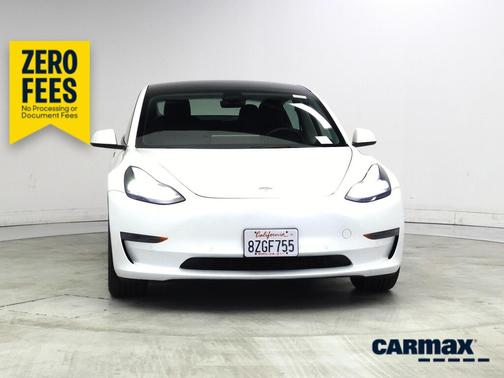 White 2022 Tesla Model 3