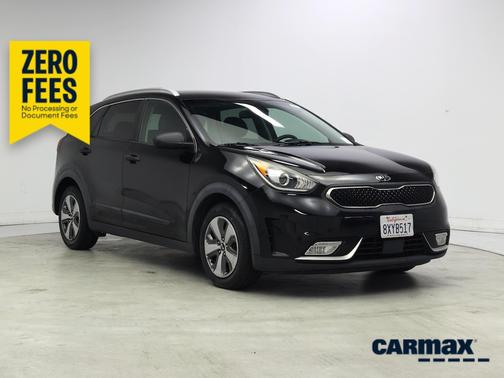 Black 2017 Kia Niro LX