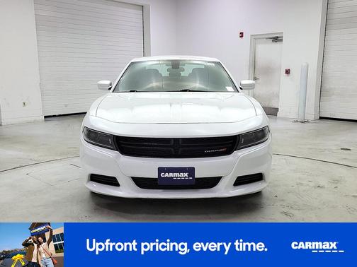 White 2022 Dodge Charger SXT