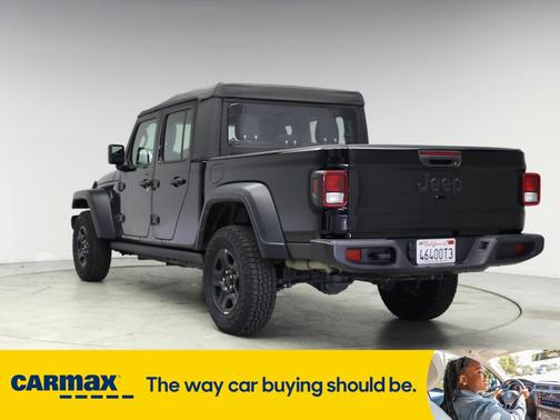 2023 Jeep Gladiator Sport